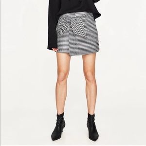 Zara high waisted checkered gingham mini skirt